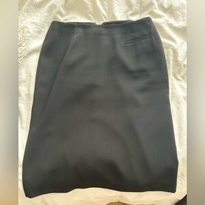 Straight skirt professional